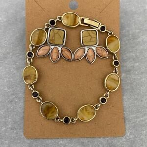 Bracelet and matching earrings